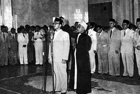 Sebab jatuhnya kabinet burhanudin harahap ) Kabinet Burhanuddin Harahap ( 12 Agustus 1955 – 3 Maret 1956 ) Hasil atau prestasi yang berhasil dicapai oleh Kabinet Burhanuddin Harahap yaitu